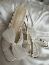 Load image into Gallery viewer, Blossom Bridal Chiffon Bow Heel
